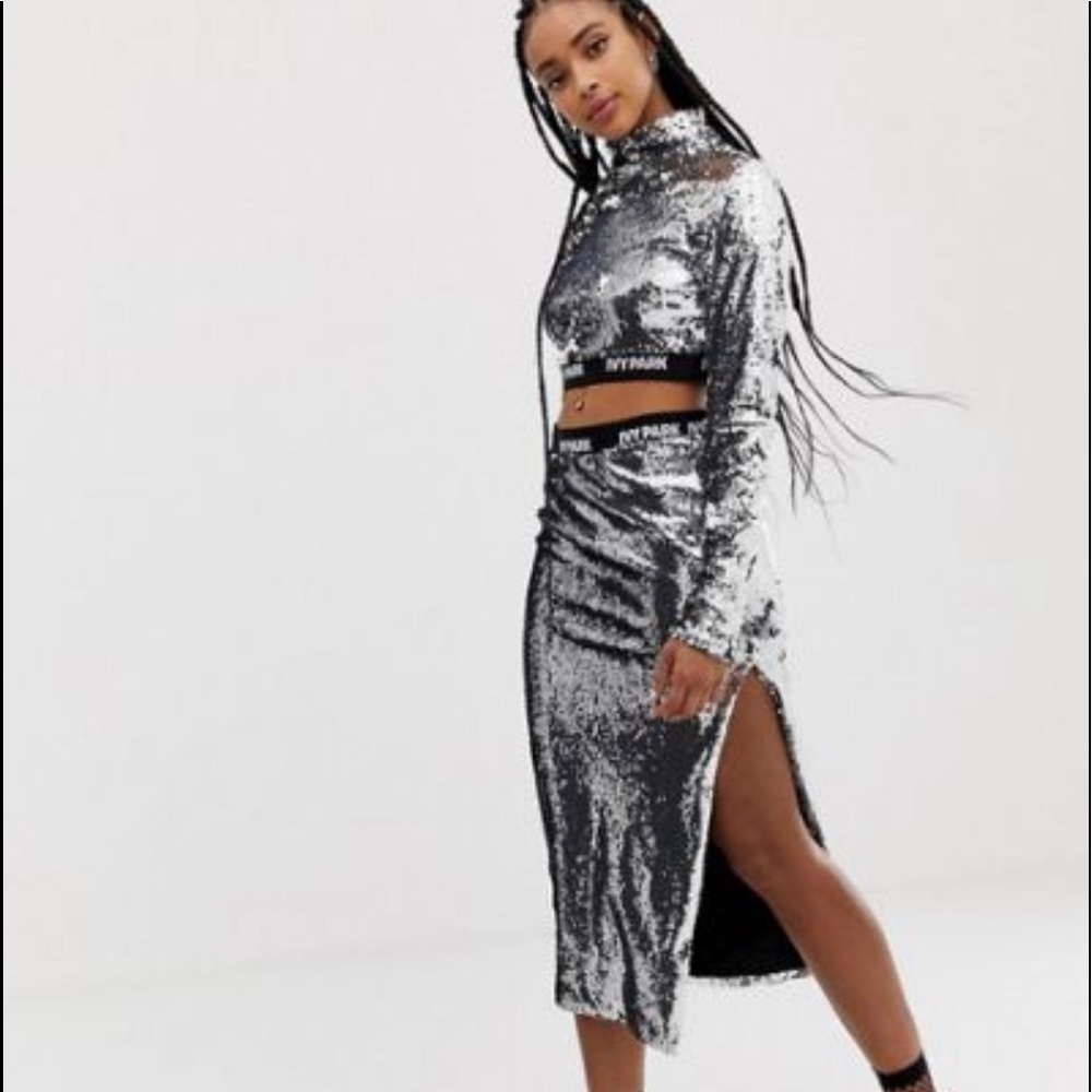 Ivy Park Sequin Silver Skirt NEW (XXS)